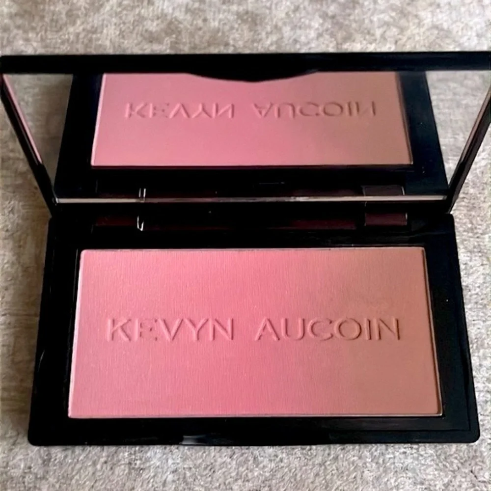 Brand New Kylie Jenner Eyeshadow Palette Kevyn Aucoin Neo-Blush & Miss Cargo Lip